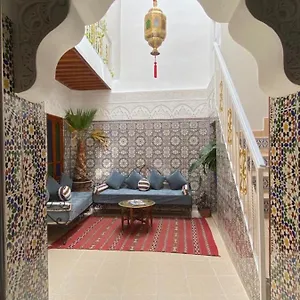 Gasthuis Dar Dikrayat ***